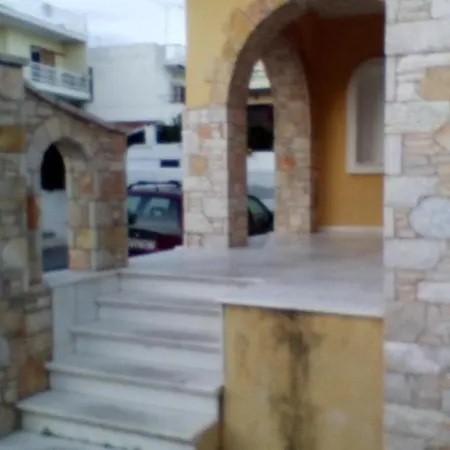 Lepa Kuca * Spata (East Attica)